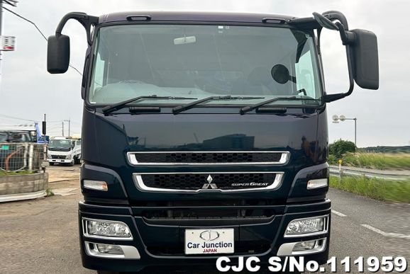 Mitsubishi Super Great in Black for Sale Image 9