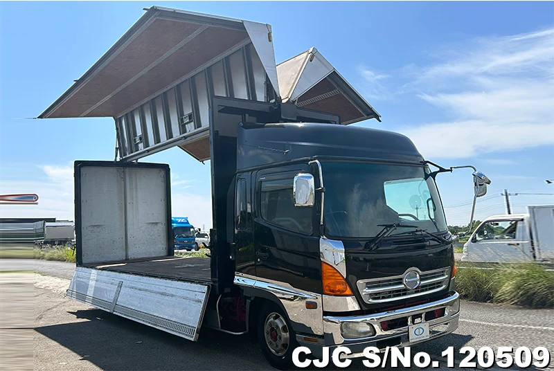 Hino / Ranger 2004