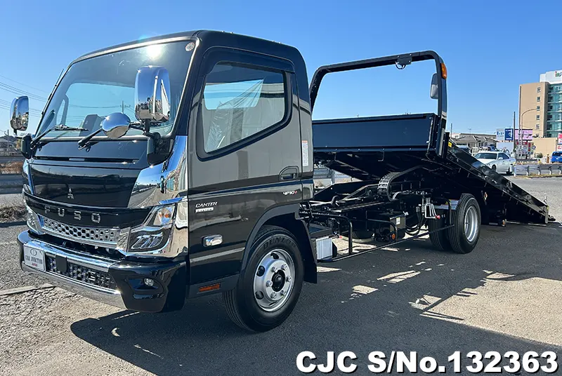 Mitsubishi / Canter 2025