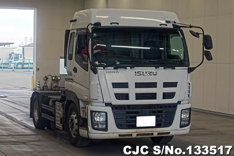 Isuzu / Giga 2015