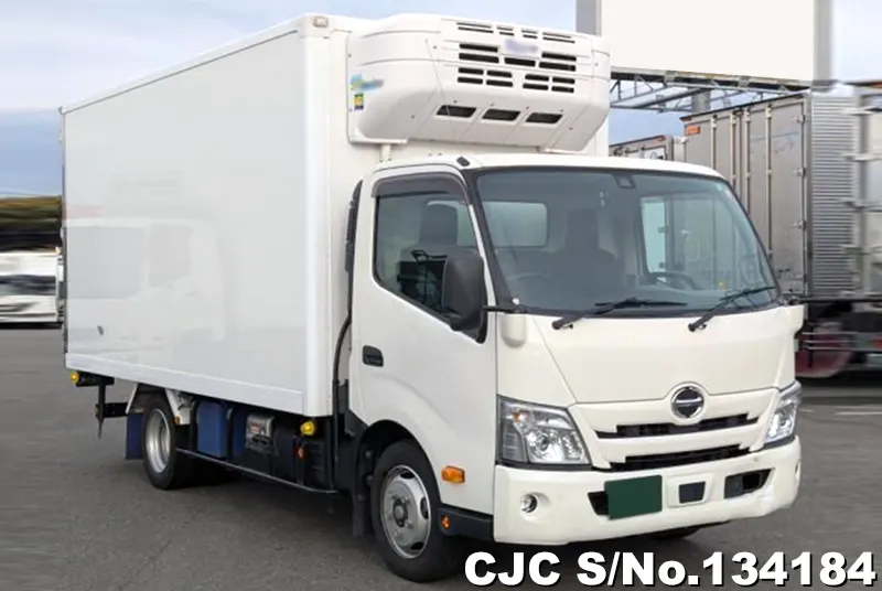 Hino / Dutro 2024