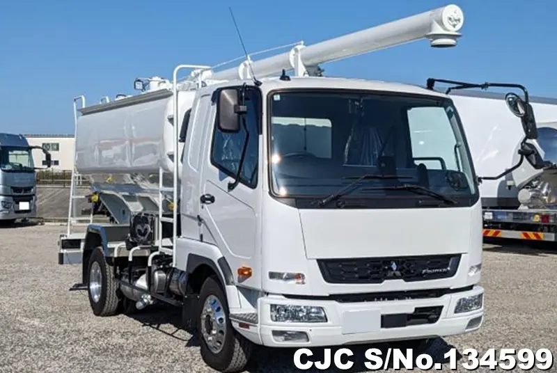Mitsubishi / Fuso Fighter 2025