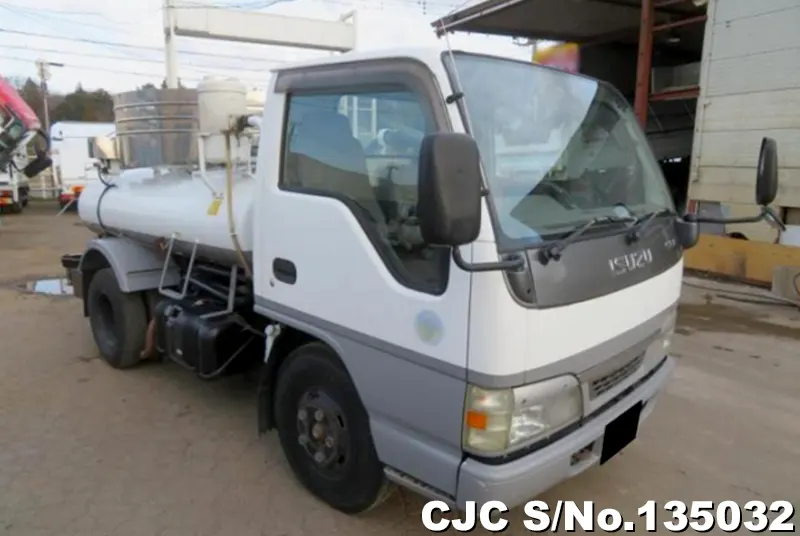 Isuzu / Elf 2004