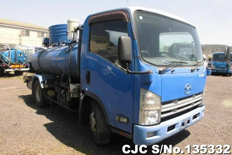 Mazda / Titan 2011