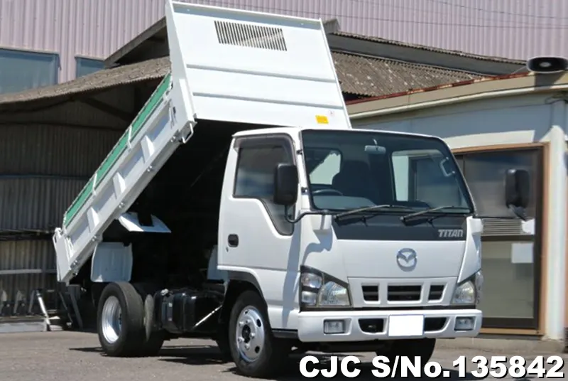 Mazda / Titan 2005