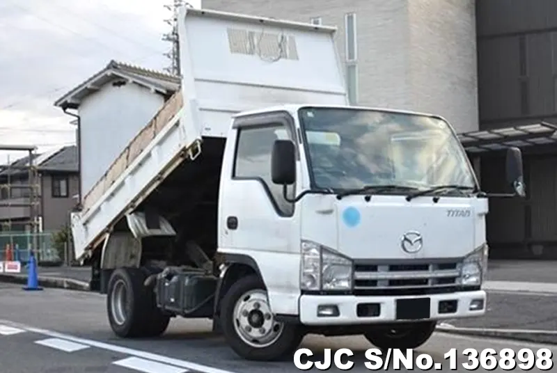 Mazda / Titan 2009