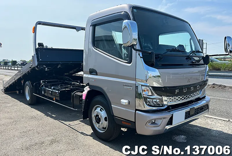 Mitsubishi / Canter 2026