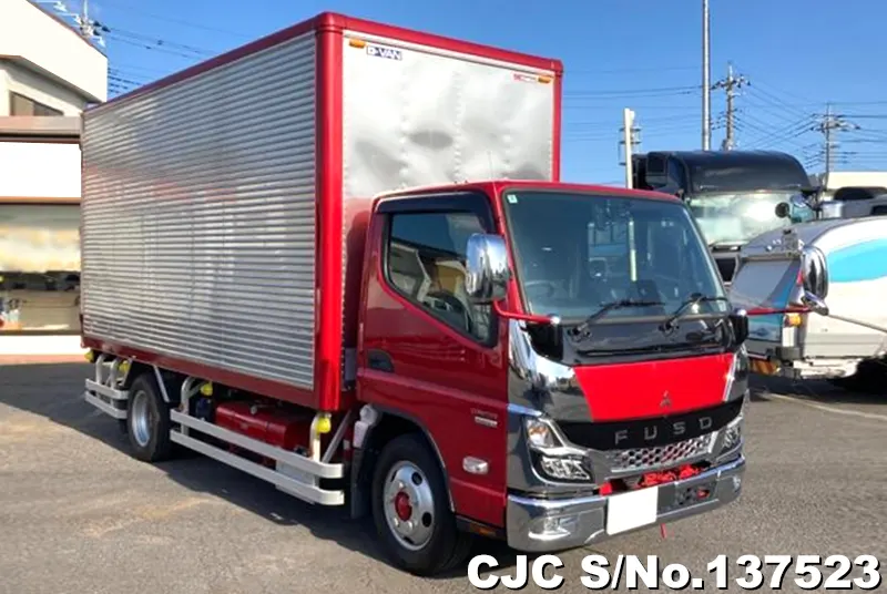 Mitsubishi / Canter 2025
