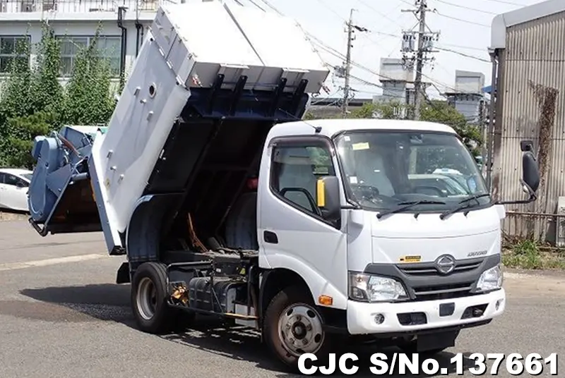 Hino / Dutro 2017