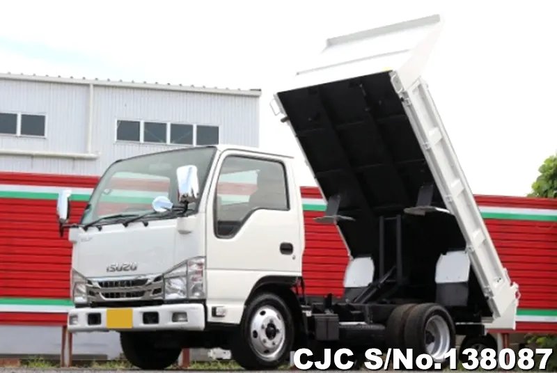 Isuzu / Elf 2014