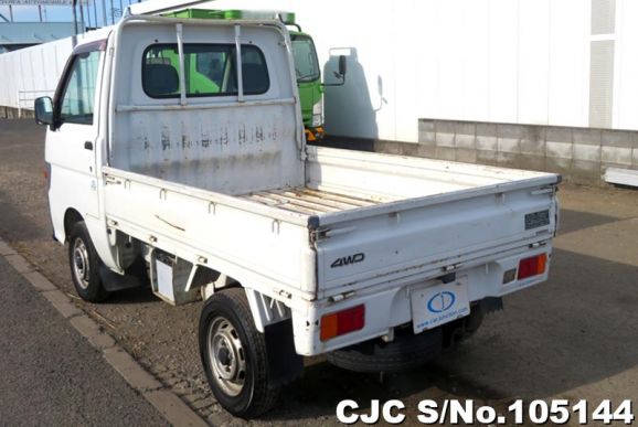 Daihatsu Hijet in White for Sale Image 1