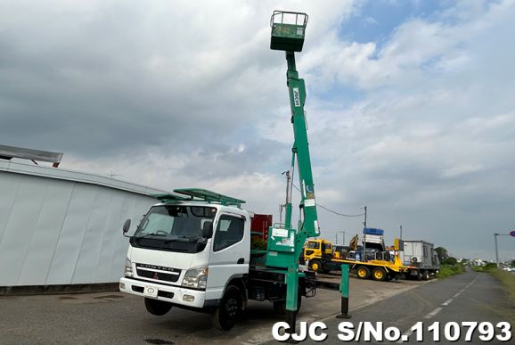 Mitsubishi Canter in White for Sale Image 13