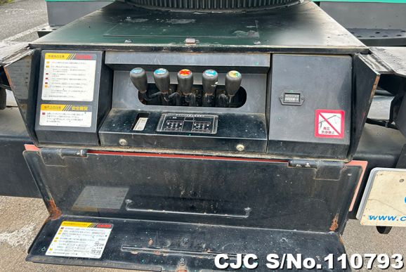 Mitsubishi Canter in White for Sale Image 28