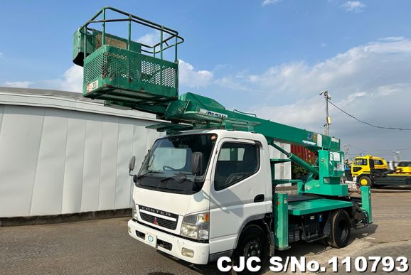 Mitsubishi Canter in White for Sale Image 7
